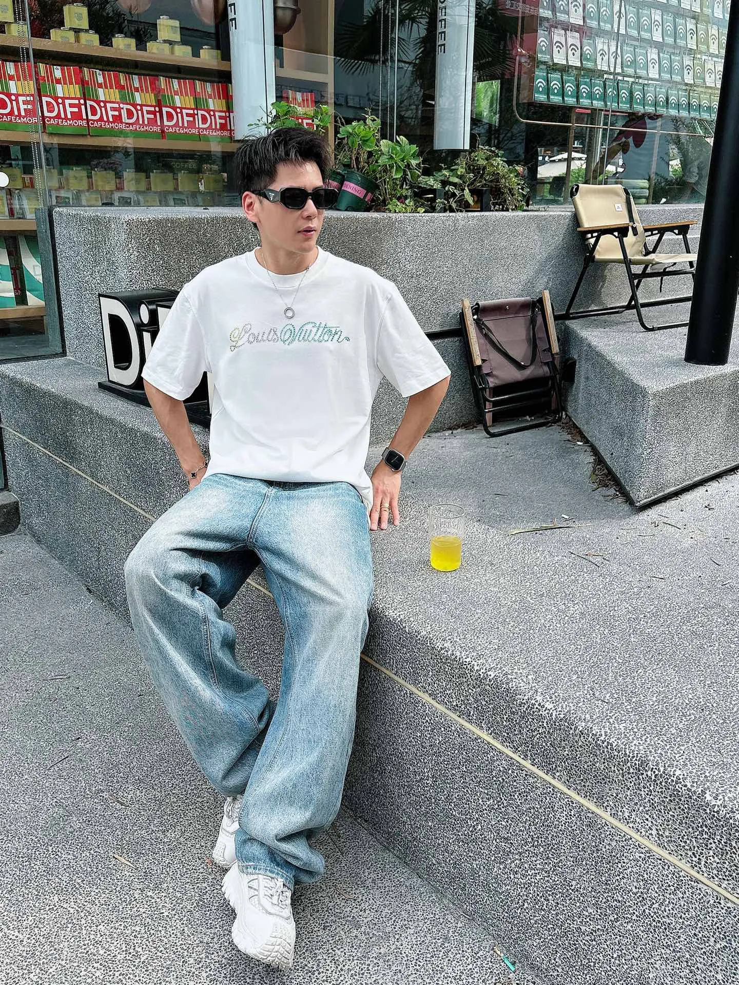 Model picture